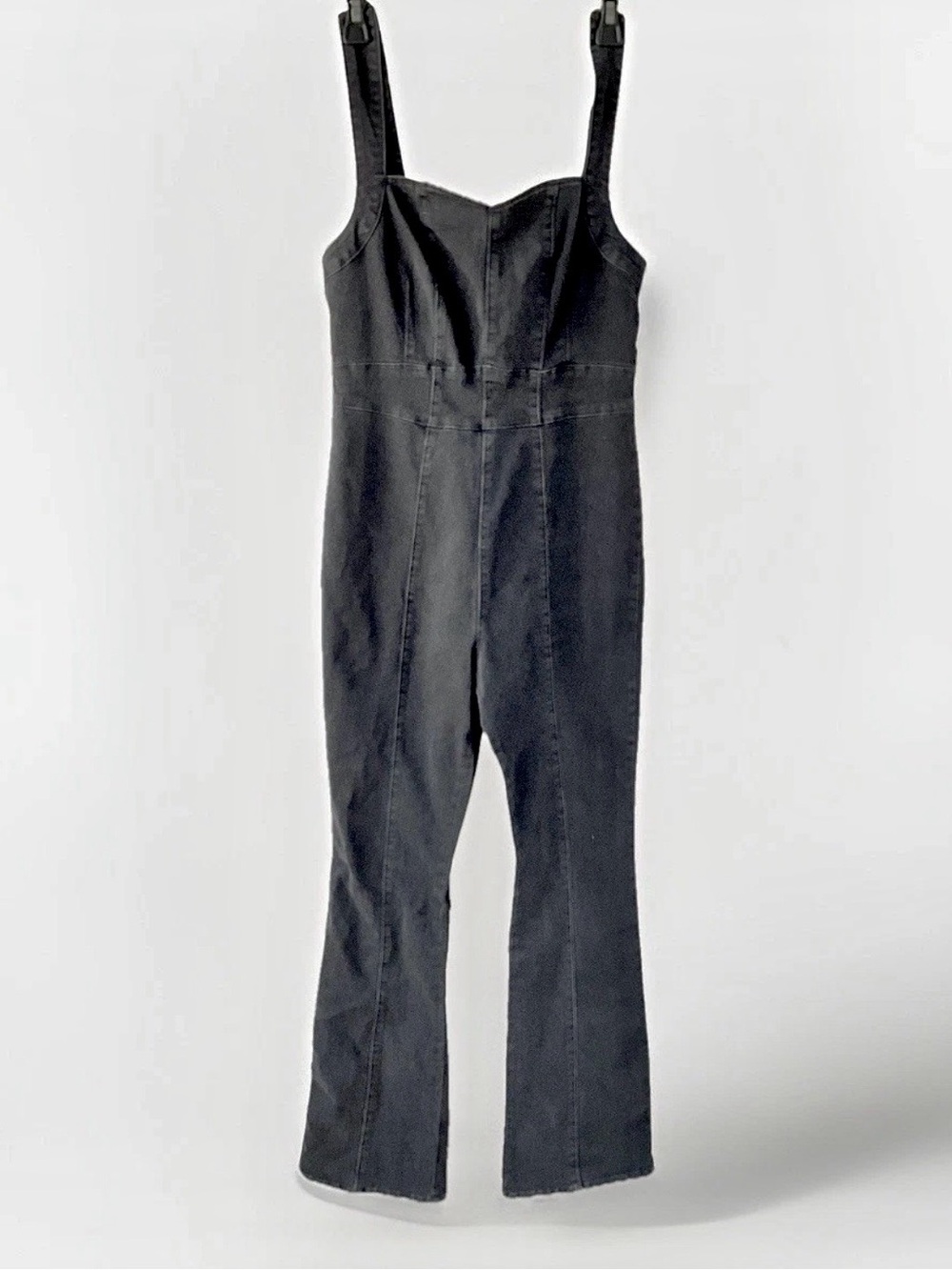 Free People We The Free NWOT Light My Fire Charcoal Black Jumpsuit Overalls, Med - Picture 2 of 12